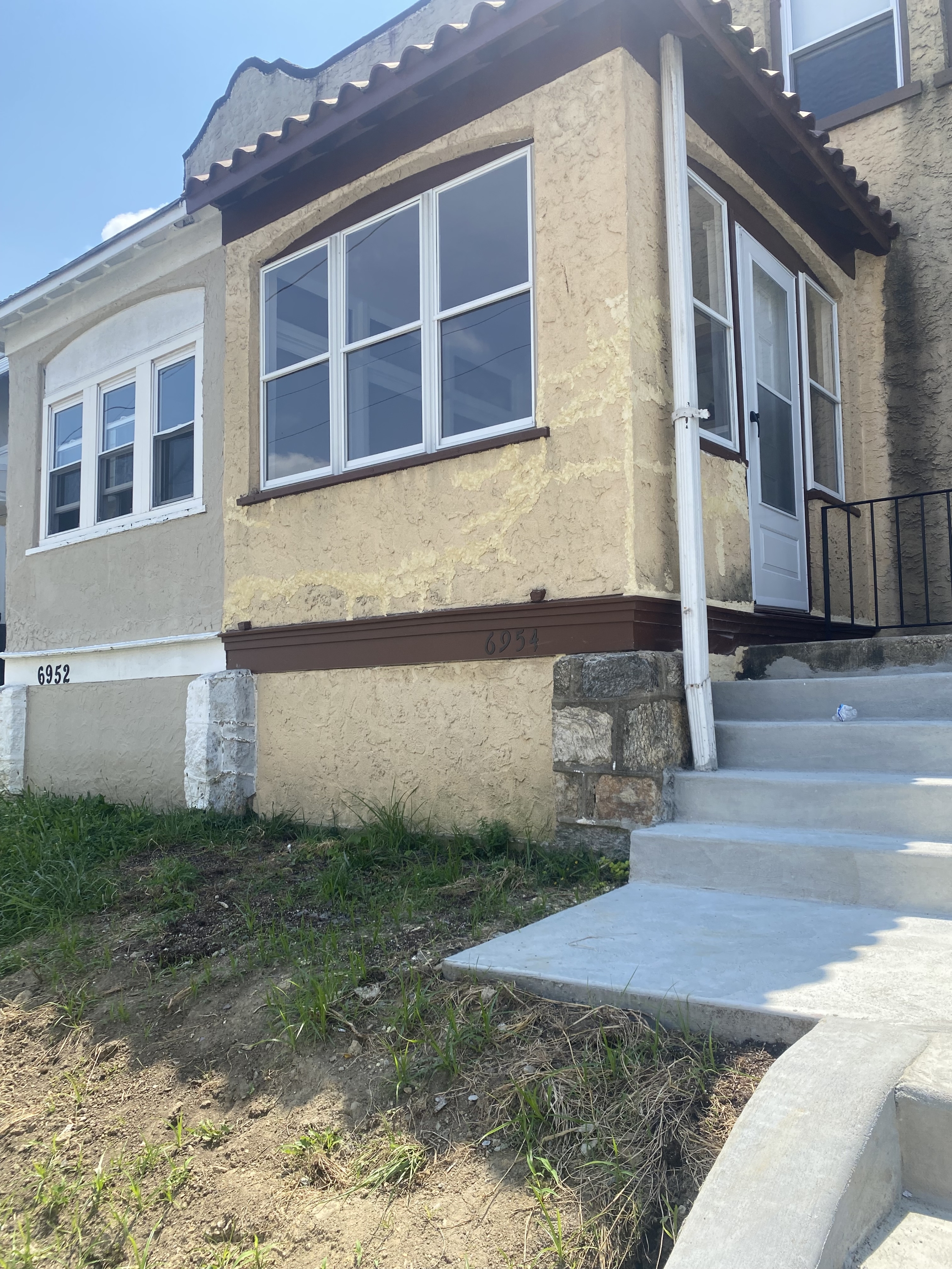 6954 Clinton Road
